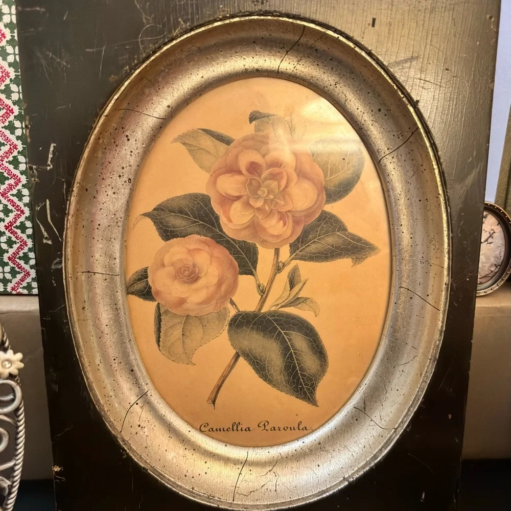 Vintage Floral Oval Wall Art - Picture 3 of 3